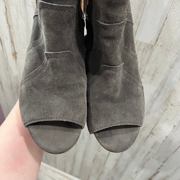 Joe's Jeans Cassia Ankle Boots Blocked Heel Dark Gray Suede Open Toe sz 9.5 - Picture 2 of 9